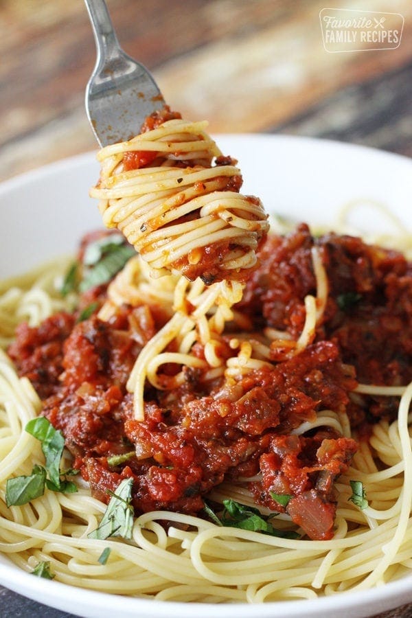 Homemade Spaghetti Sauce w/ Fresh