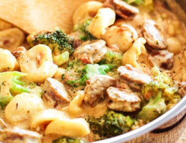 Creamy One Pot Tortellini with Sausage and broccoli