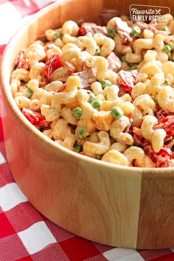 Creamy Bacon Ranch Pasta Salad | Favorite Family Recipes