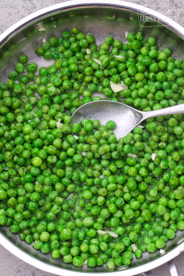 How to Cook Frozen Peas (the RIGHT way) | Favorite Family ...
