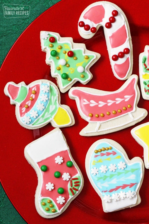 How To Make Royal Icing And Flood Icing Favorite Family