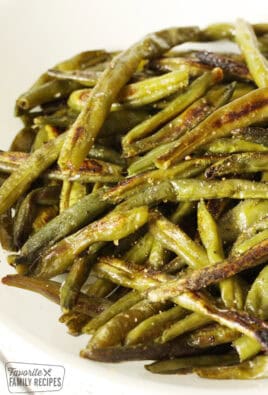 Roasted green beans in a bowl