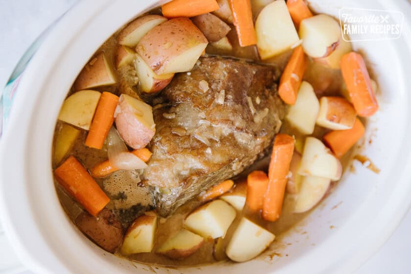 Crockpot Roast Beef and Vegetables a Sunday dinner favorite