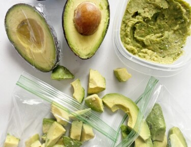 Different sized slices on avocado ready to freeze