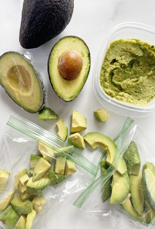 Different sized slices on avocado ready to freeze