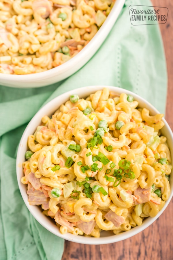 Featured image of post Fav Family Recipes Hawaiian Macaroni Salad This family favorite tuna macaroni salad is made with canned tuna elbow mac bell peppers parsley green onion iceberg lettuce and mayonnaise