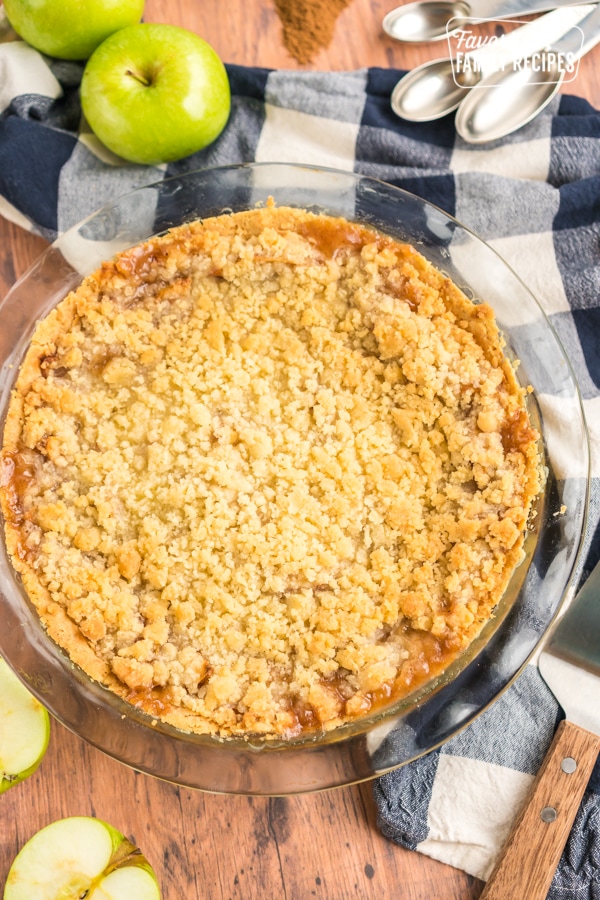 The Best Dutch Apple Pie Recipe - Brown Eyed Baker