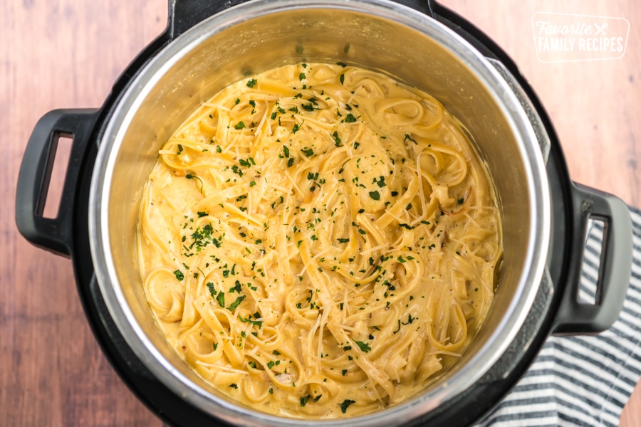 Chicken Alfredo in the Instant Pot.