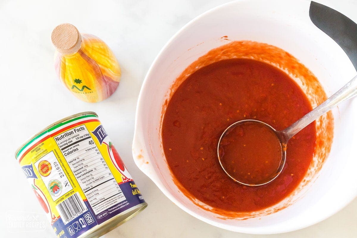 Pizza sauce made from DOP San Marzano tomatoes for Neapolitan pizza.