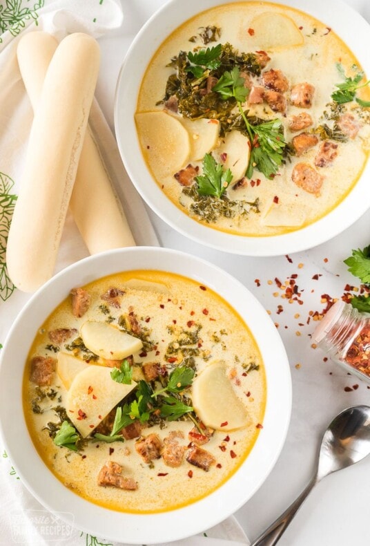 Crock Pot Zuppa Toscana in two bowls