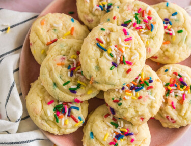 A plate of funfetti cake mix cookies