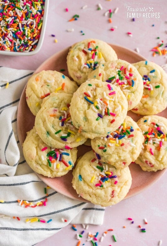 A plate of funfetti cake mix cookies