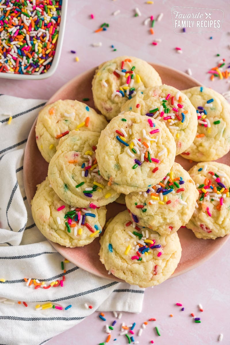 A plate of funfetti cake mix cookies