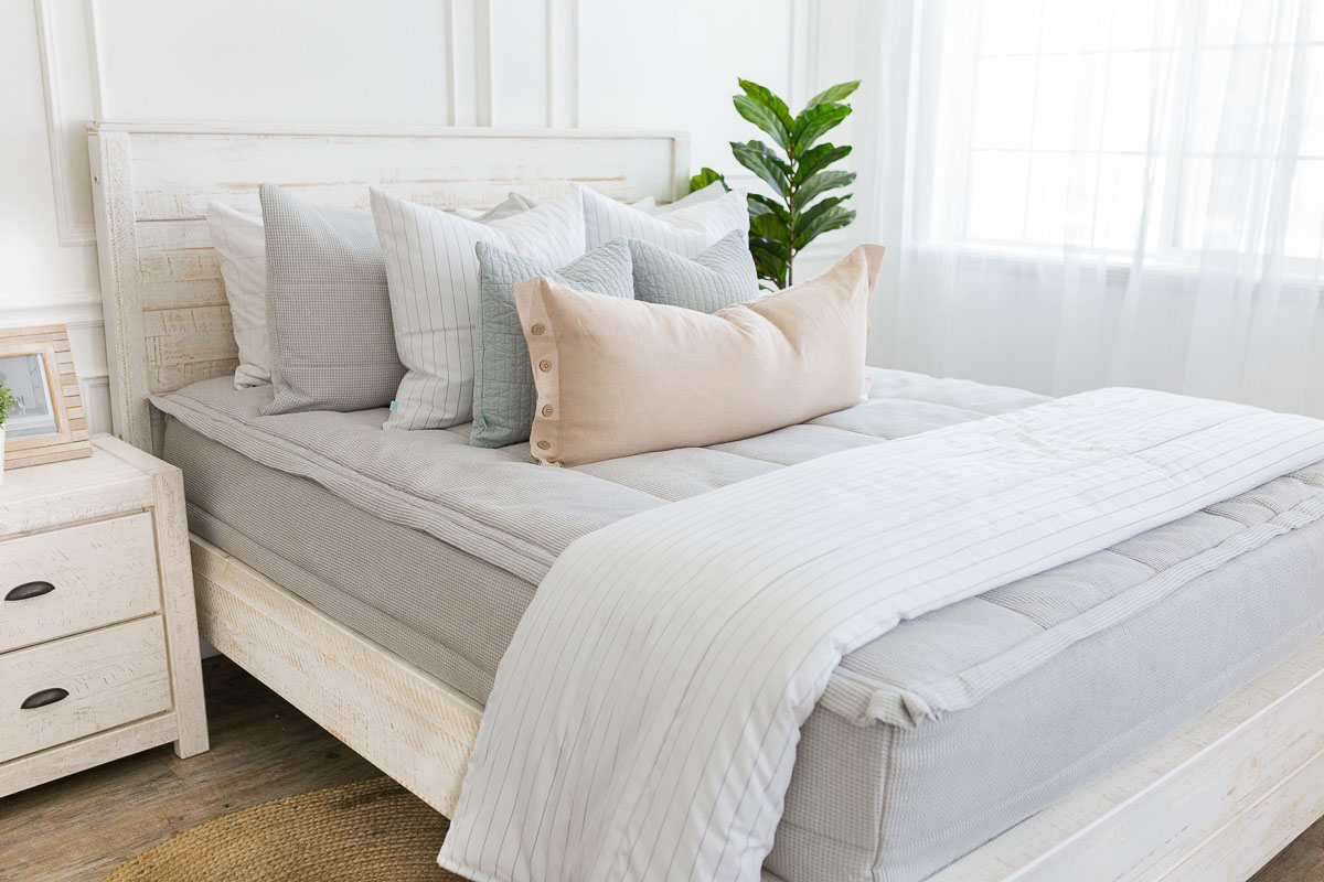 Gray Beddy's bedding with neutral accent colors