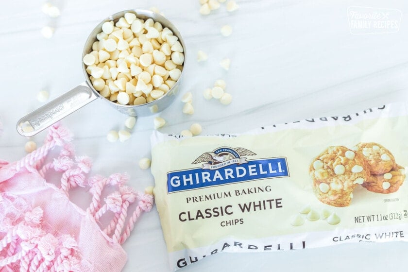 Easy Vanilla Fudge Recipe (Only 3 Ingredients)