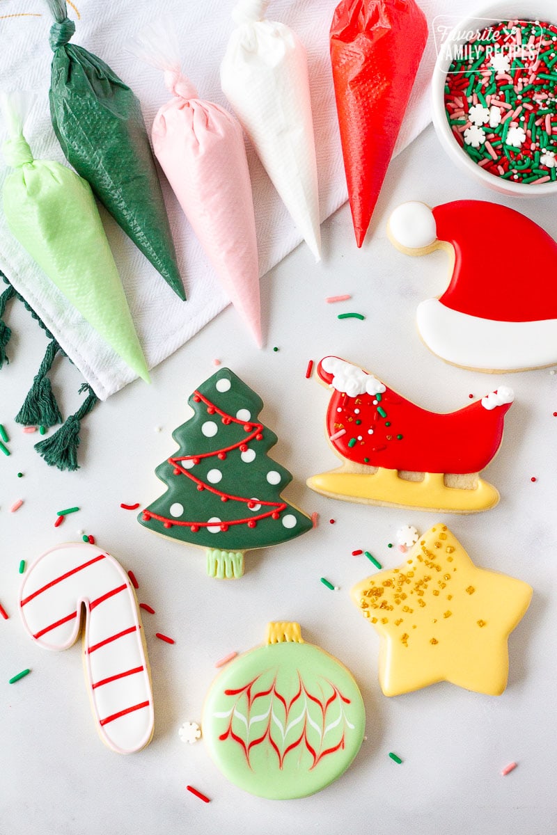 10 Cookie Decorating Supplies to Make the Prettiest Christmas Cookies