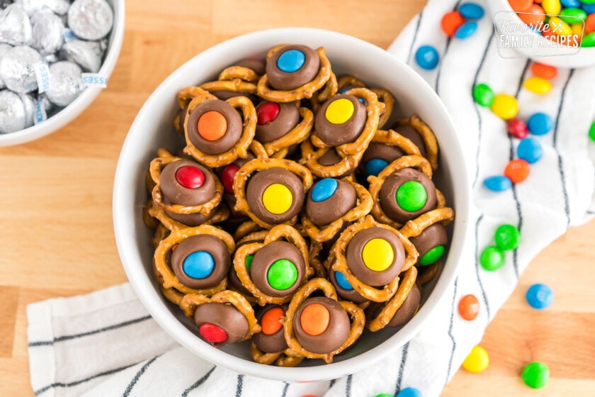 A bowl of hershey kiss pretzels