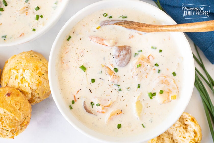 Creamy Seafood Chowder Recipe