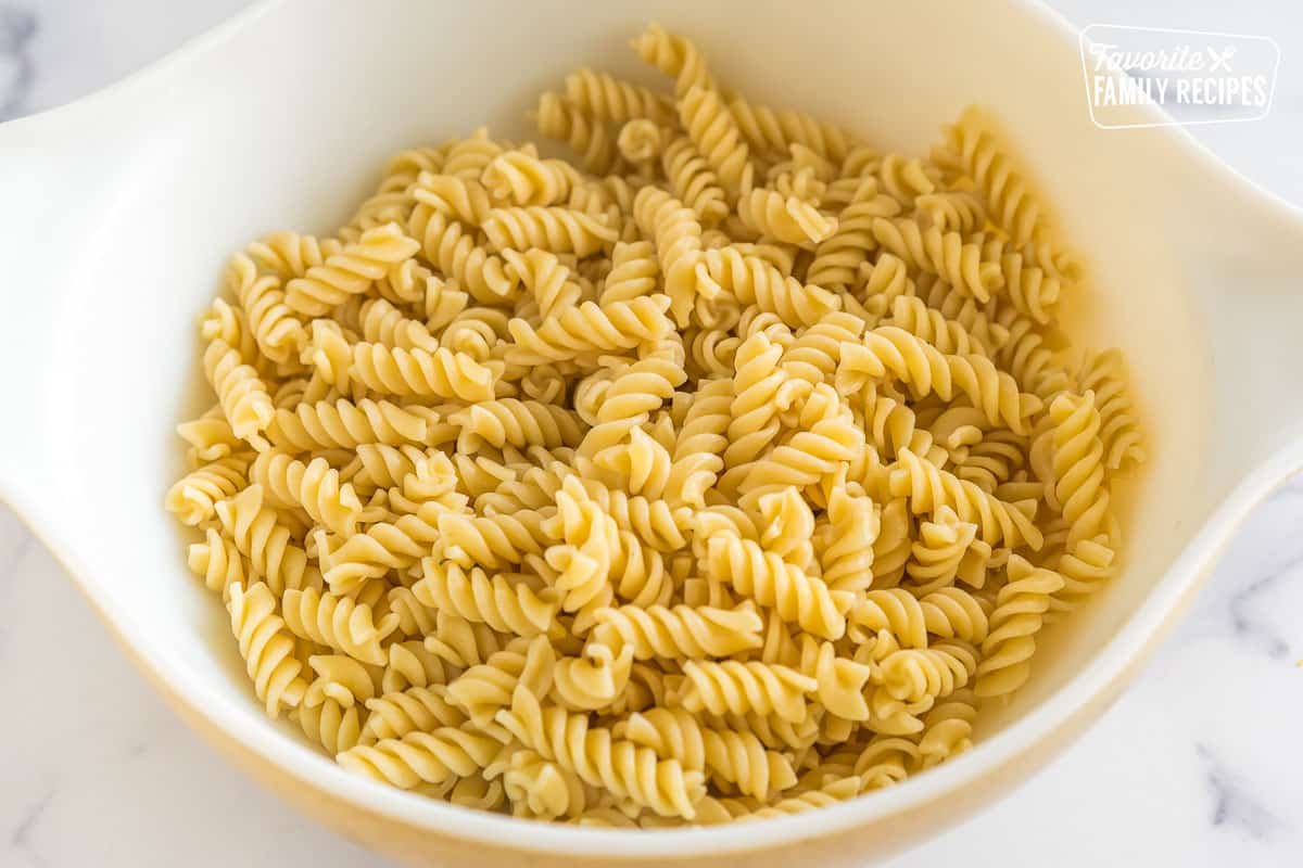 a bowl of cooked pasta