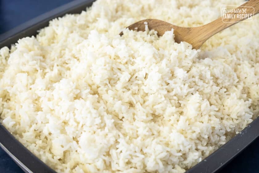 Cooking Rice for a Crowd (Oven-Baked Method)