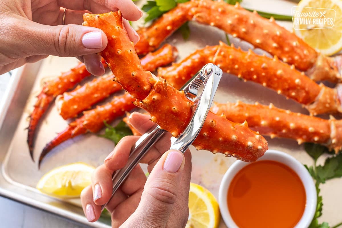 How to Cook Crab Legs